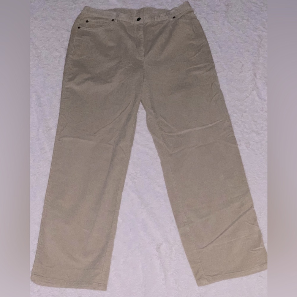 Hearts of Palm light corduroys size 12